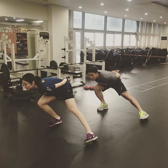 ì‡¼íŠ¸íŠ¸ëž™ ì‹¬ì„í¬ ì„ ìˆ˜ í•˜ì²´ê·¼ìœ¡ Jpg ê°œ9